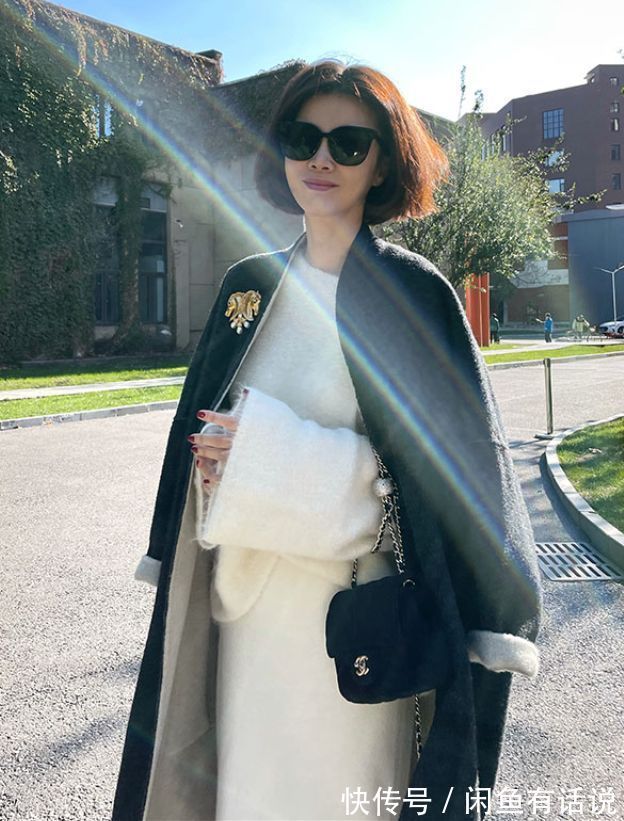 搭配|黑色大衣配什么内搭会显廉价?这3个雷区很多人不知道,建议收藏
