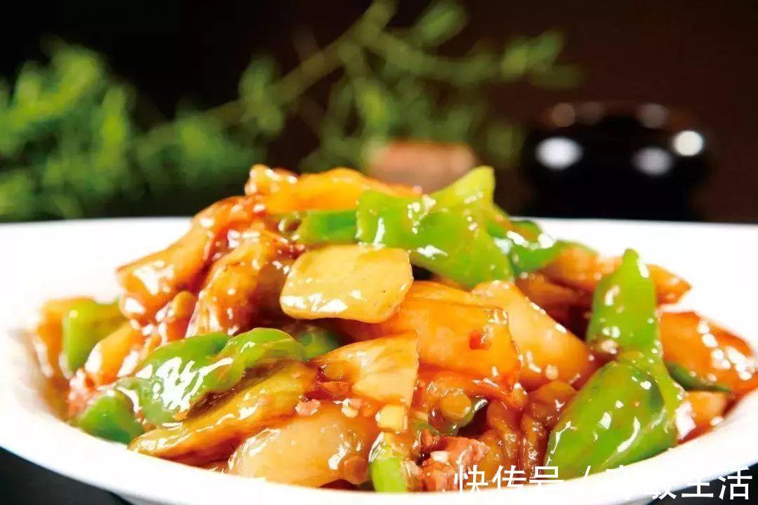 土豆|一道名字非常土的菜,但是很下饭,你们知道是什么菜吗?