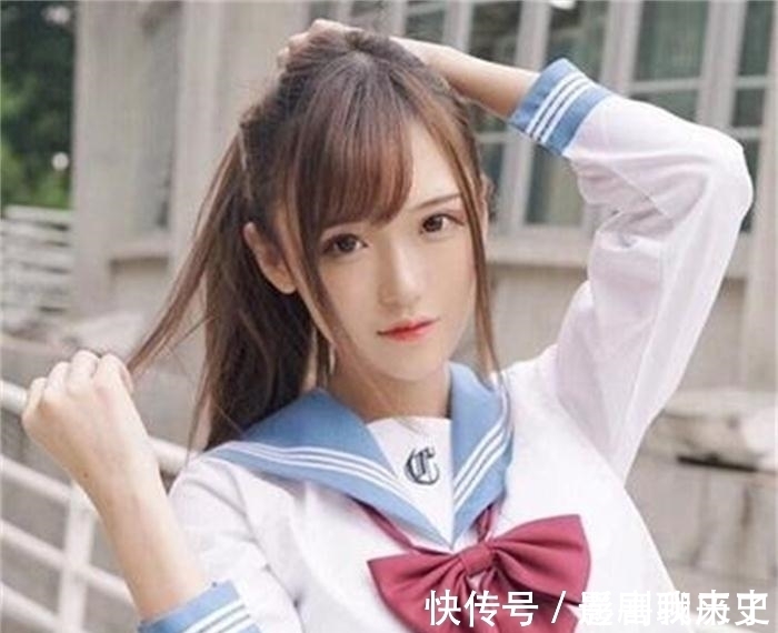 皮裙|小姐姐海边玩COS,一身皮裙不敢想,这绝对是个狼人