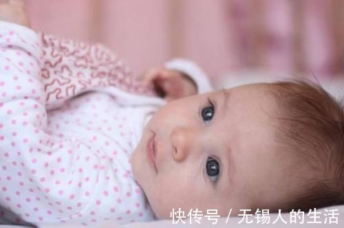 皮屑|新生儿身上5个“不对劲”,其实会自行消失,早点了解不慌张!