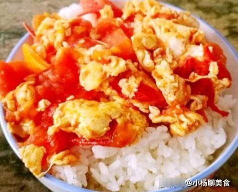 做西红柿炒鸡蛋时，多加几滴这东西，滋味大不相同，家人更爱吃