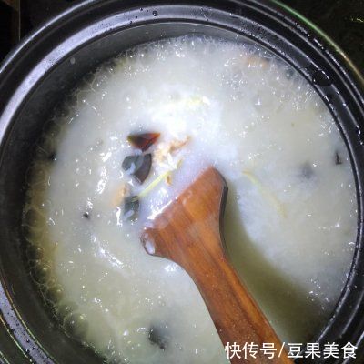 超级简单的皮蛋瘦肉粥，赶快get起来