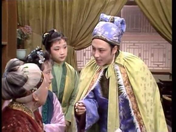  贾琏|贾琏为何对宝钗视而不见，却对黛玉如亲妹妹