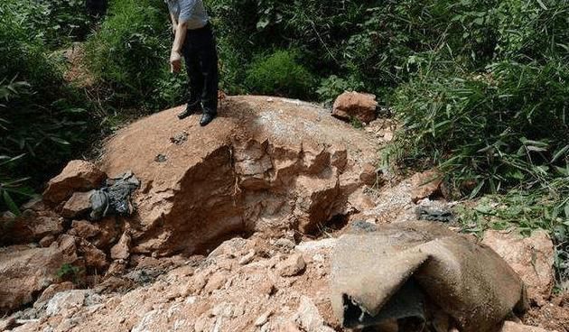 曾国藩墓被炸开,考古队看了一眼,急忙退出并施工永久封闭墓室