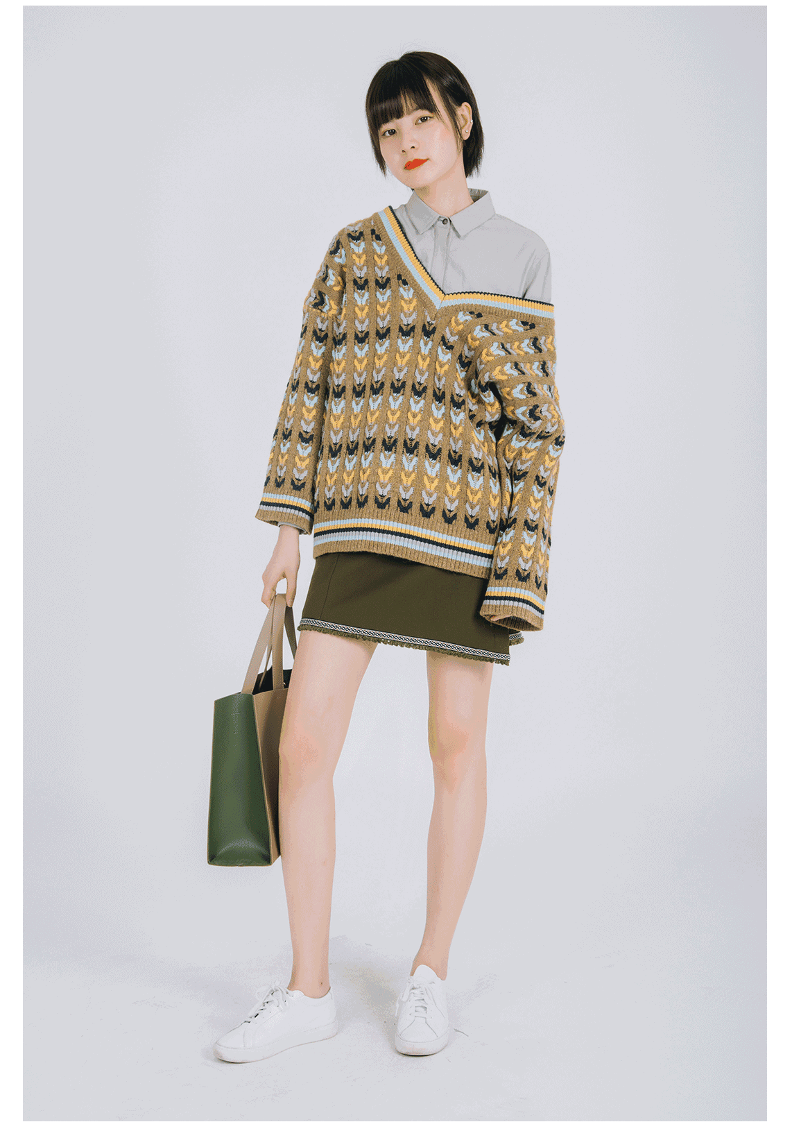 还在单穿毛衣？“衬衫＋毛衣”的叠搭才够吸睛！时髦显瘦还洋气