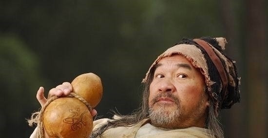 欧阳克$黄药师为什么打不过洪七公?他的武功比洪七公差多少?