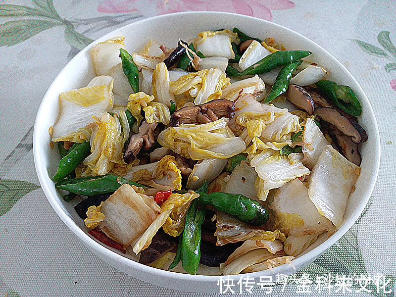 此物不是大白菜,钙含量却是大白菜的3倍,补钙补钾,甜嫩鲜美
