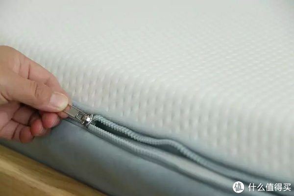 分区|780个弹簧9个分区，软硬双面设计，网易云舒零压感床垫体验
