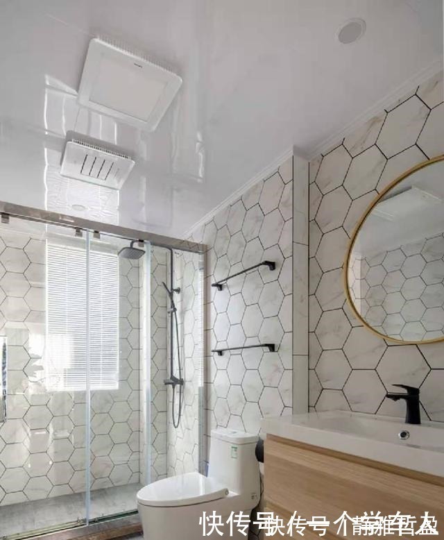 防水条|卫生间隔断，除了玻璃和浴帘，还可以装这种，安全美观又不占地方！