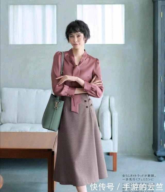 穿搭 女人过了40岁,要学会给穿搭做“减法”,简简单单就很显气质!