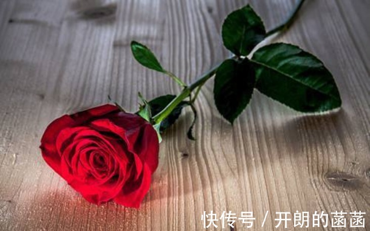 财神|男人都招架不住的属相女,越老越迷人,越老越富有