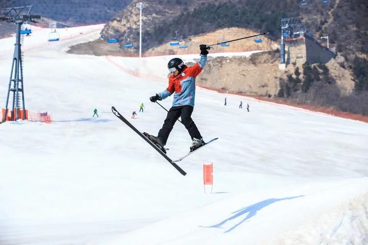 新中国&《圆梦冰雪：影像书写新中国冰雪运动70年》｜ 北京2022冬奥文化影像主题展（二）