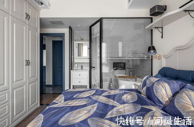 沙发|90平小三室，沙发不靠墙后面砌个矮柜，隔断餐厅，卫生间隔断巧妙