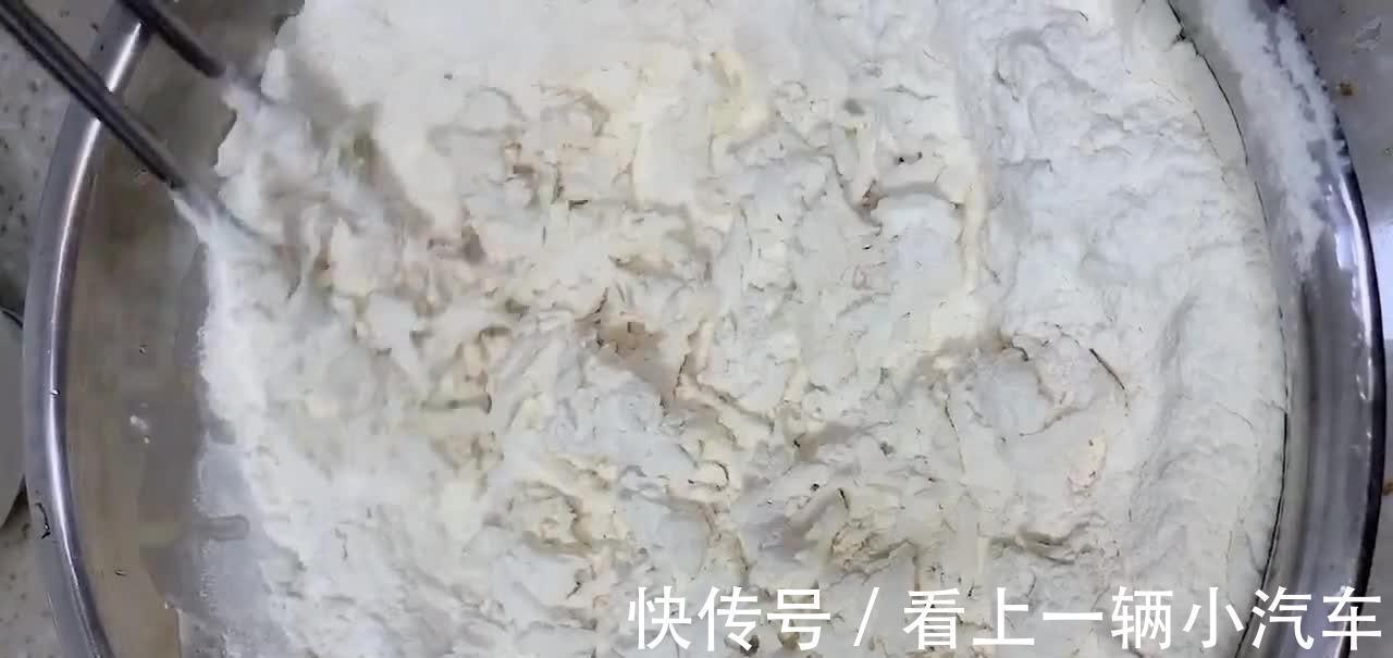 厨师教你做豆角猪肉馅包子,过程详细通俗易懂,松软香甜皮薄馅大