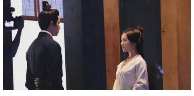 赵露思被扒咖啡店装饰抄袭,事件火速反转:饰品已经替换了