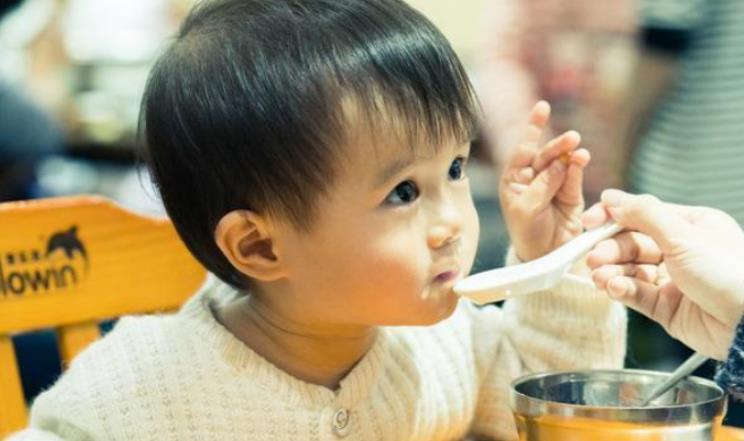 长高|孩子1岁后,家长要避免4个错误行为,以免耽误孩子长高,别不懂