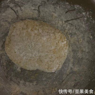 大米|香到流口水的大米锅巴，下饭神器都靠它