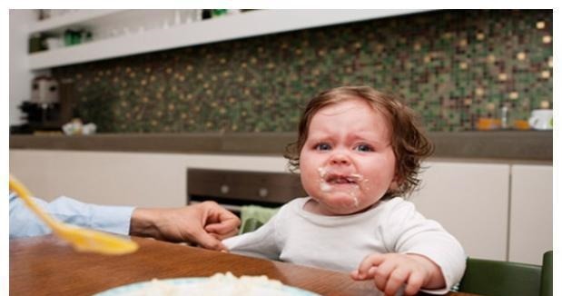 脾胃|爱积食的娃是因面条吃多了?医生:给娃消积食,4种食物或要少吃