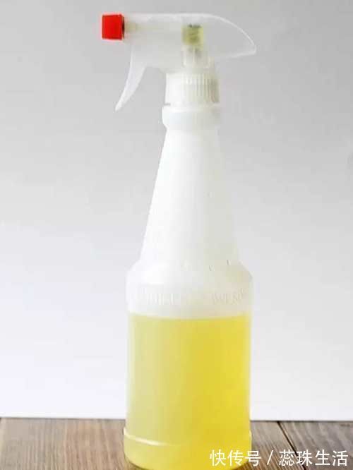 衣服不管染上什么，用这招都能洗掉，赶紧收藏