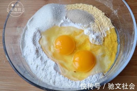 玉米面|一碗玉米面,2个鸡蛋,教你粗粮细做,暄软香甜,比馒头简单好吃