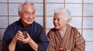 寿命长不靠多睡觉,也不靠多走路,而是坚持这3件事,健康又长寿