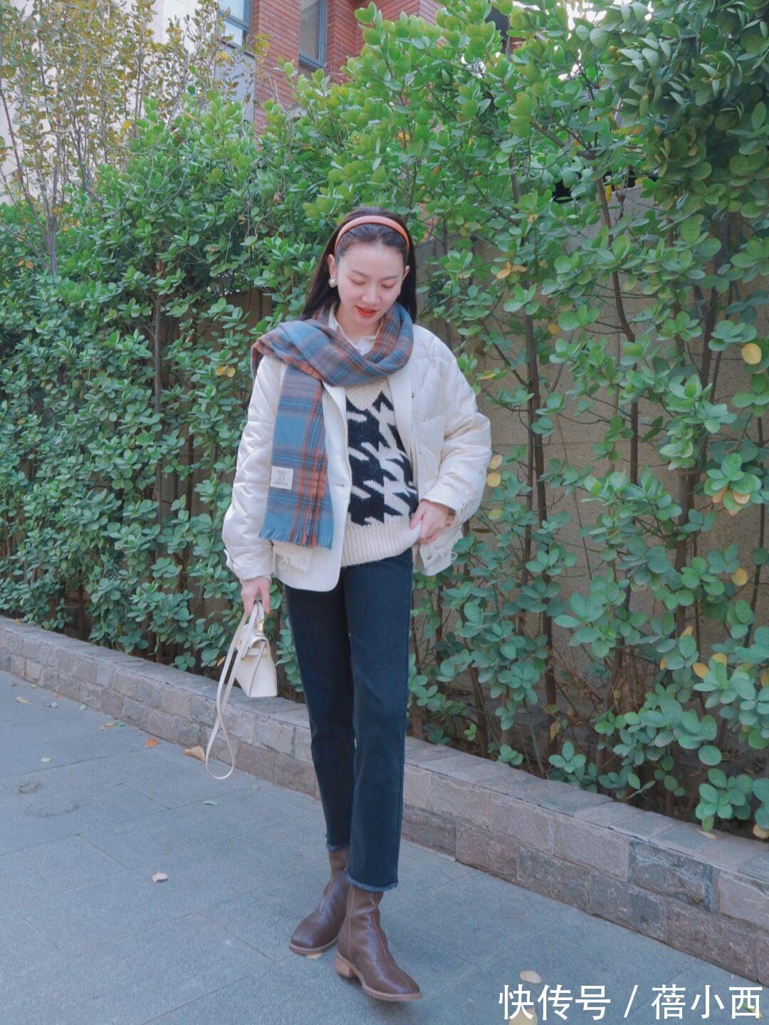 天蓝色|冬季赶时髦也不能忘了保暖,分享4款实用“羽绒服”,适合普通人