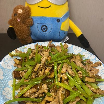 麻辣豆腐干|芹菜香干炒肉丝