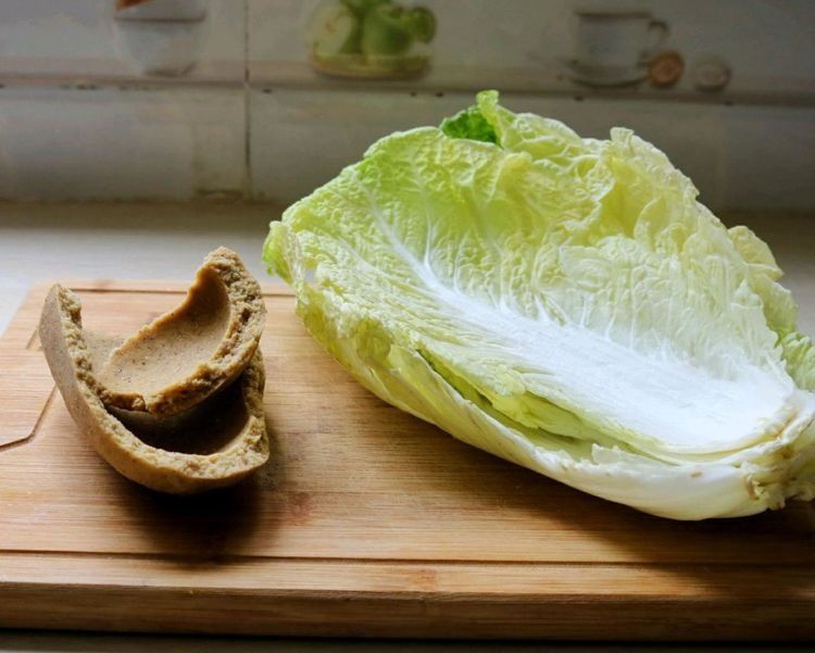 秋天多给家人这样吃白菜，不和面不擀面，清香柔软，汤也很鲜