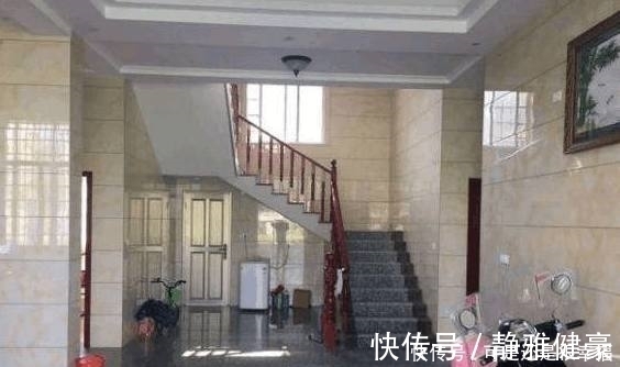 齐家敏敏|表哥花50万建农村小三层，一进门我就憋着笑，这房子给我都不住！