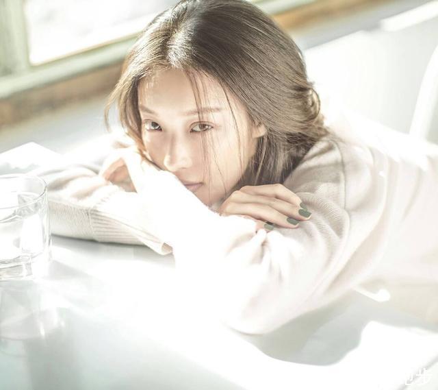 女生想要养出“牛奶肌”,建议睡前做这4件事,皮肤好了更漂亮!