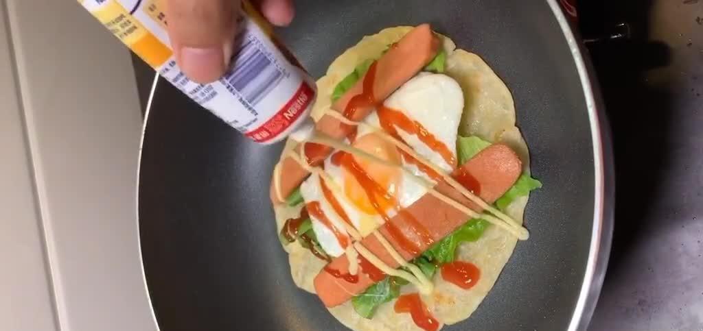 手抓饼的做法,包一包卷一卷外酥里香,营养丰富早餐晚餐都合适!