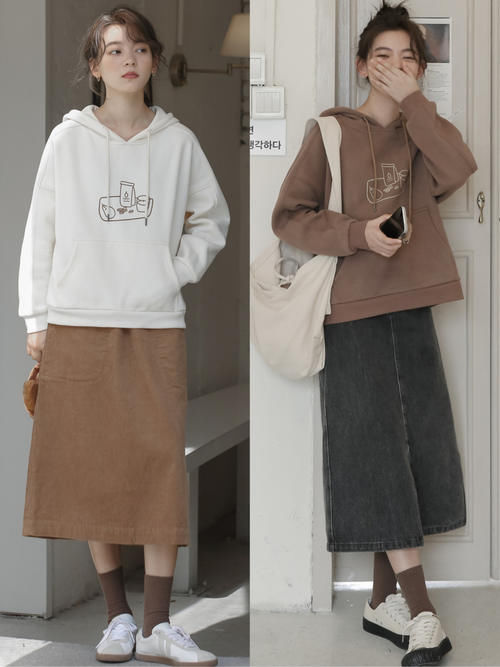 春天的卫衣有点“不一样”，跟博主学这样穿才好看