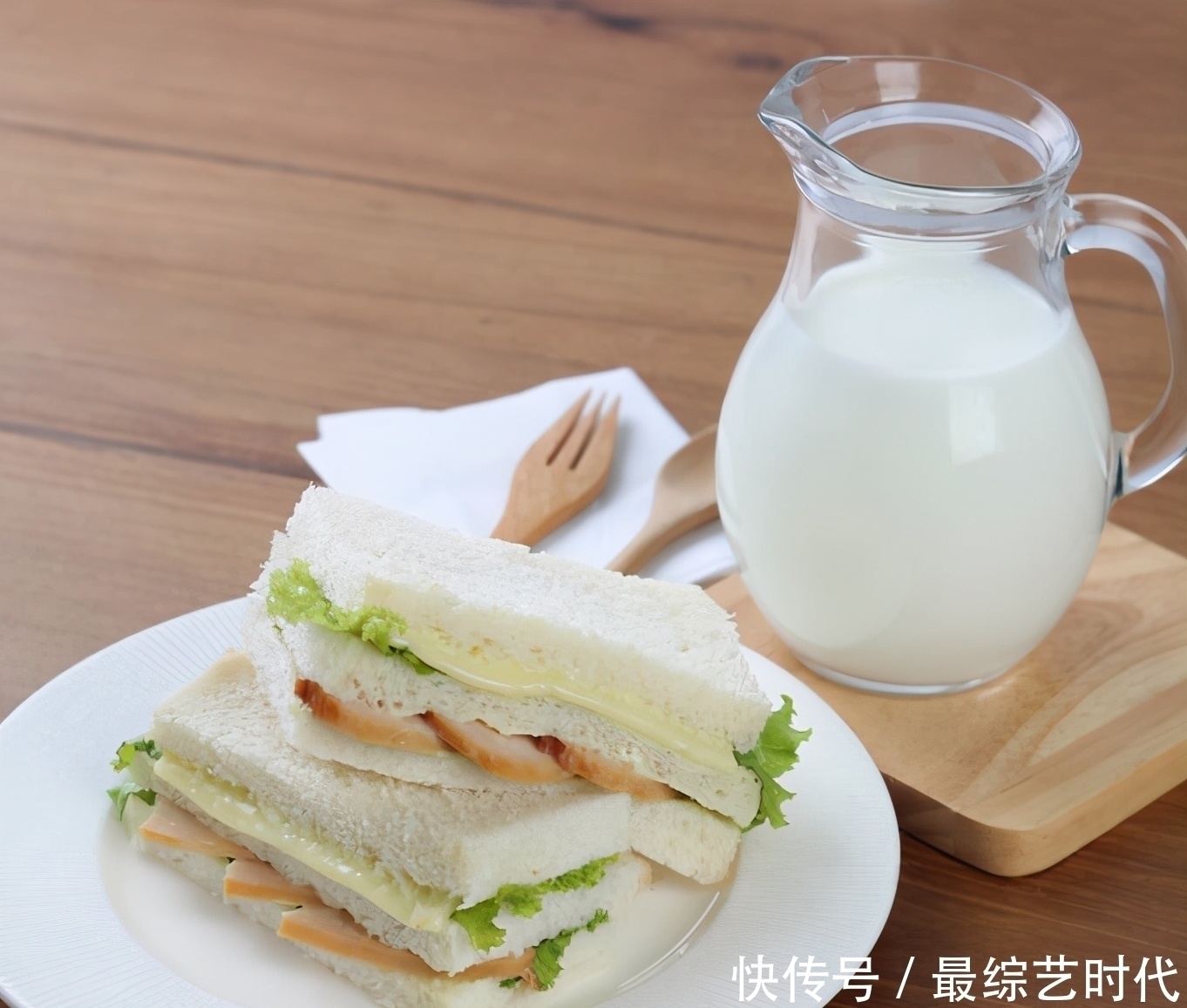 绿叶蔬菜|50岁后要养骨,医生,除了多喝牛奶,也可常吃4物