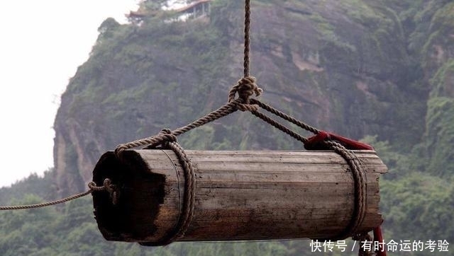 古人为何说“宁试他人棺,莫穿他人鞋”?穿别人鞋子会有何后果?