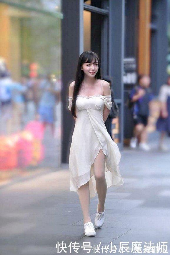 抹胸 轻纱款抹胸吊带连衣裙,优雅大方,高贵美丽!