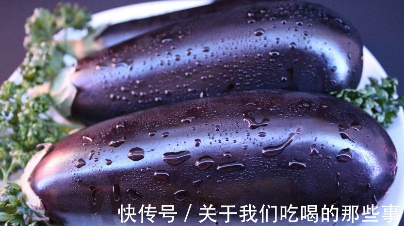 黑木耳|如果条件允许,女人多吃5样食物,富含花青素,抗衰老越吃越年轻