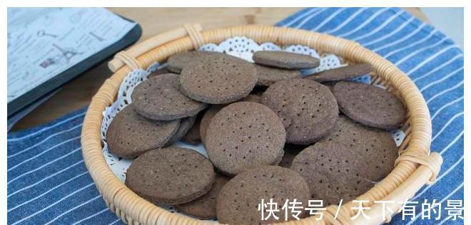 牛奶|想吃饼干自己在家做，不油炸，不放添加剂，低脂又健康，香脆可口