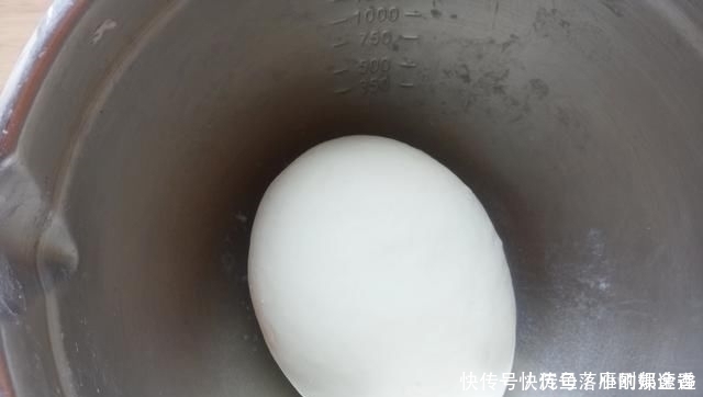 老公做了早餐鸡蛋饼,这么美味的小饼,天天都吃不腻