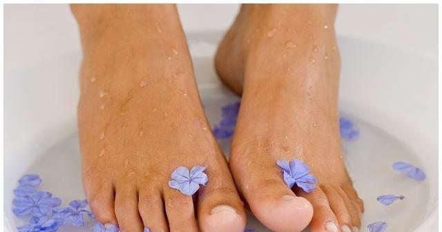 泡脚|60岁后想长寿，记住晨起三百步，睡前一盆汤，养生保健康！