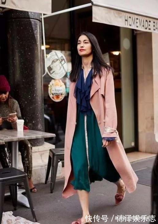 色调 女人不管什么年纪,穿衣都要远离这3种''大妈色'',显老土又掉档次