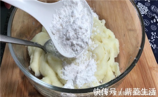 土豆|土豆这样做绝了,不用炒,不用油炸,出锅抢着吃,一口下去满嘴香