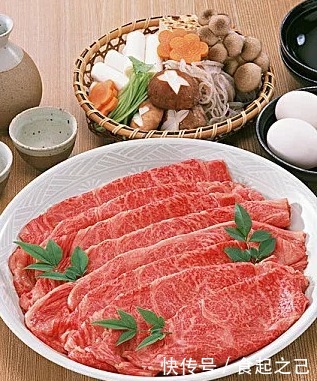 寿喜|天冷嘴馋寿喜锅,简单且美味,鸡蛋液一蘸,口感好到升天