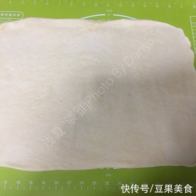 用这个技巧做#福气年夜菜#椰蓉吐司，味道好吃极了