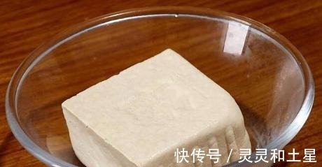 豆腐丸子|炸肉丸时，别再加淀粉了，多加这样东西，肉丸不松散！