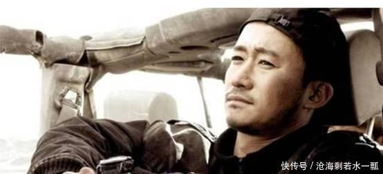 退位|有一大臣年满退休却迟迟不退位,皇上也看不下去,大臣说,我还行!