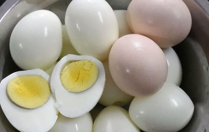 中年|常吃鸡蛋,可延缓衰老,但专家提醒:此2类人最好一口都不要吃!