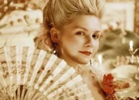 死刑|法国王后被判死刑,在断头台踩到刽子手的脚,说了一句话太经典