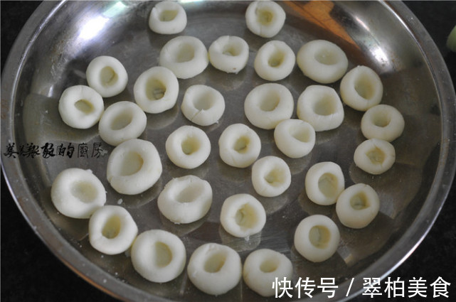 土豆粉|女人常吃這種“堿性食物”，嘴巴不臭，頭發烏黑，皮膚也細膩了！