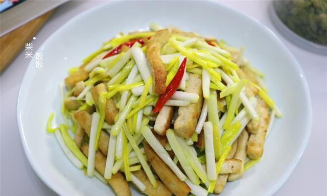 豆腐的神仙吃法,大火一炒,香味满屋飘,开胃下饭吃不够