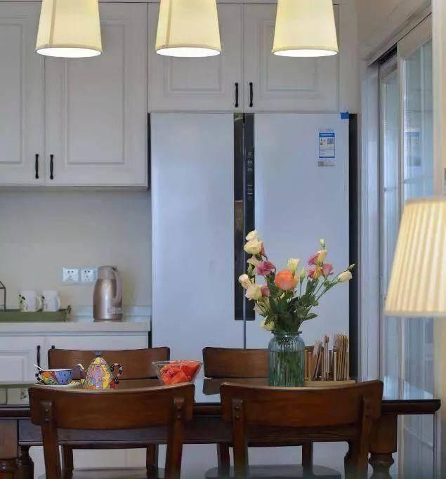 餐厅|90㎡小三居新房，餐厅冰箱这样放好机智，再过10年也不过时